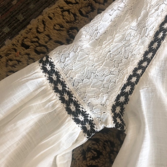 Calligraphie Boho Peasant Top NWOT - Picture 6 of 9